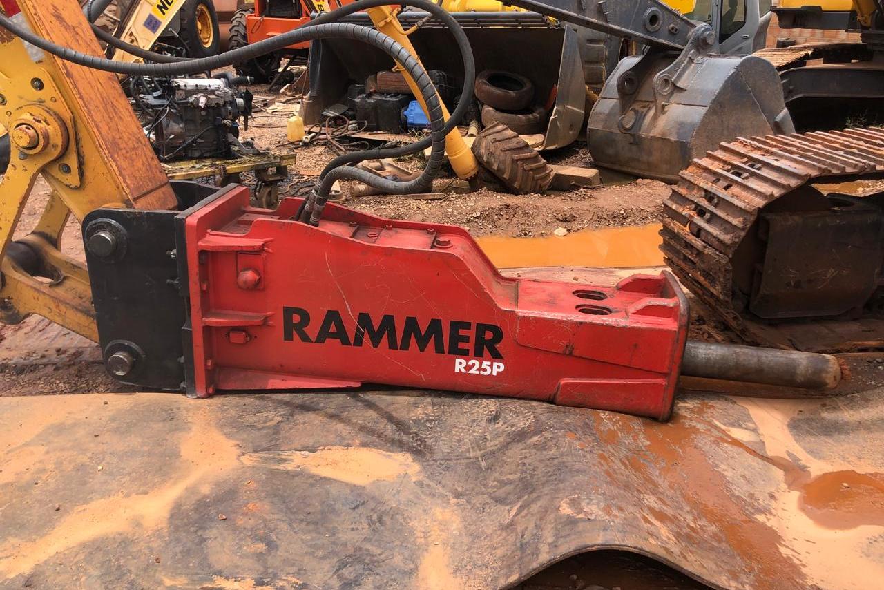 Caterpillar  320 - 22/22 9