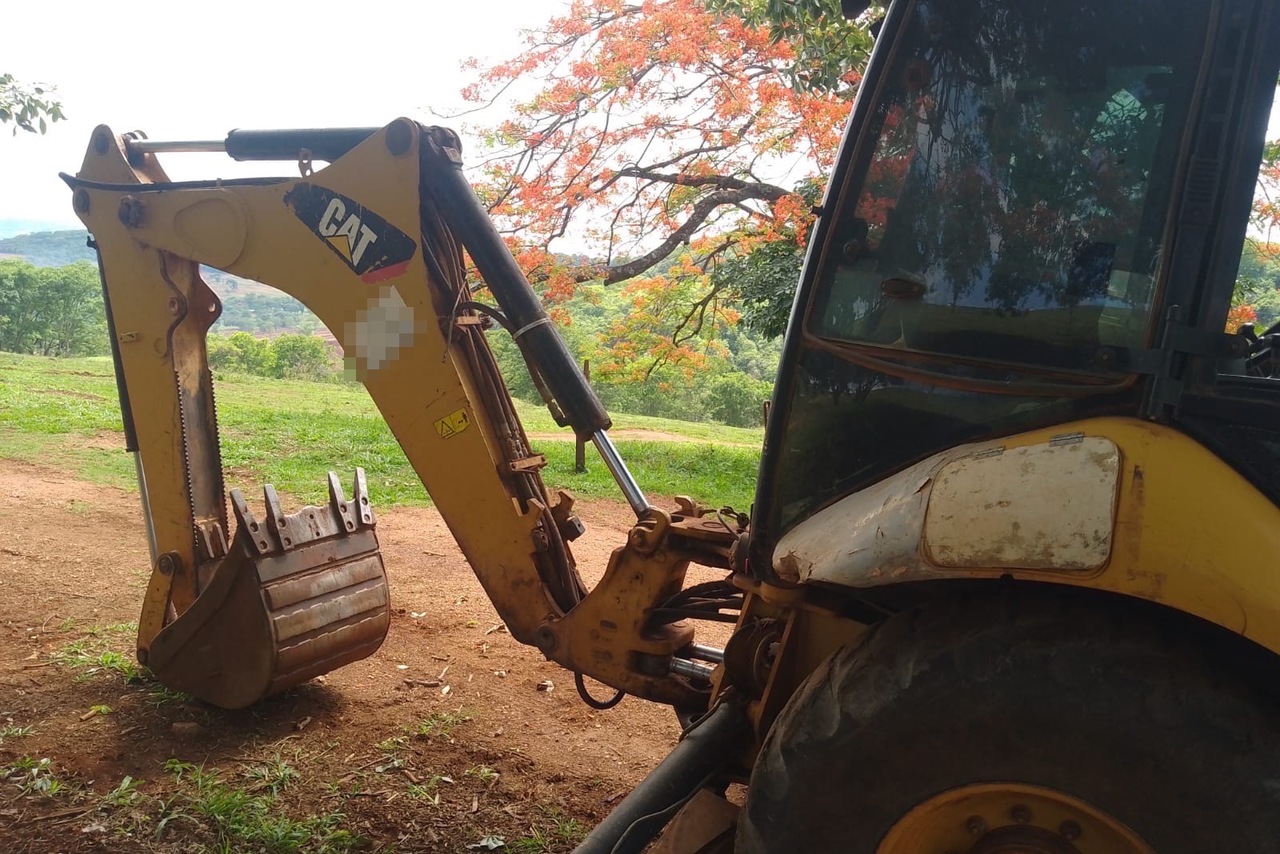 Caterpillar 416E - 15/15 4
