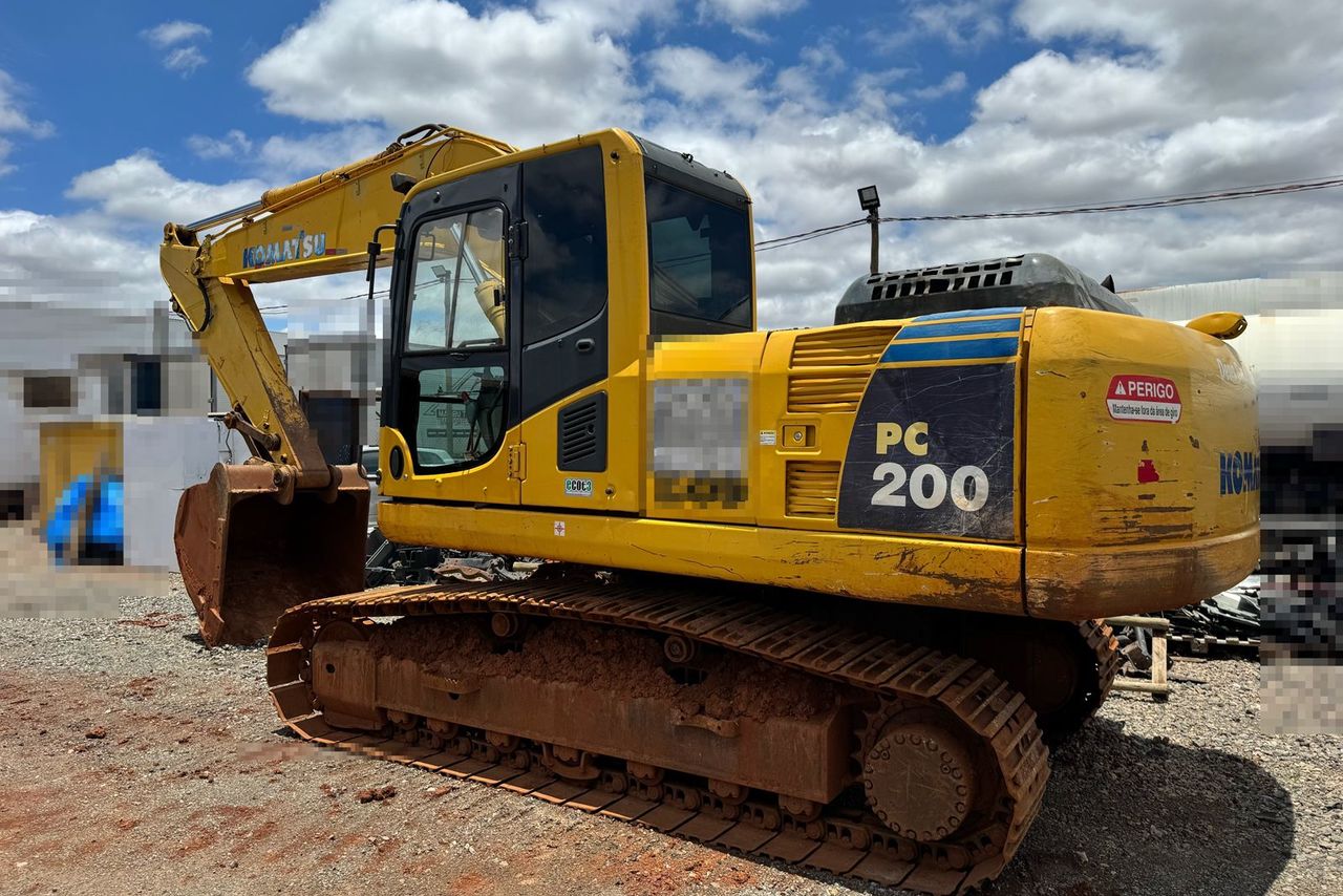 Komatsu PC200 - 12/12 2