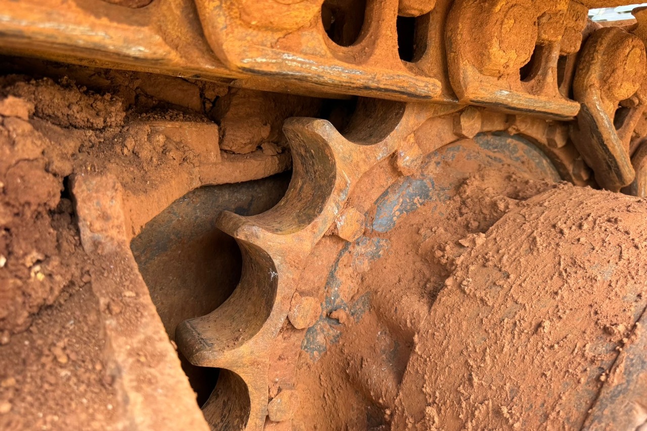 Komatsu PC200 - 12/12 11
