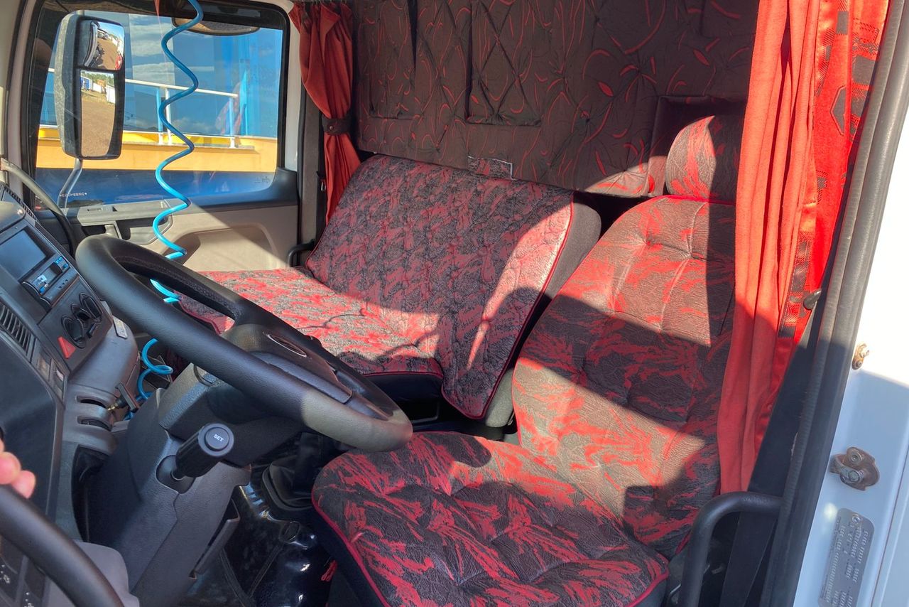 Volkswagen 24-280 E Constellation 8x2 - 13/13 14