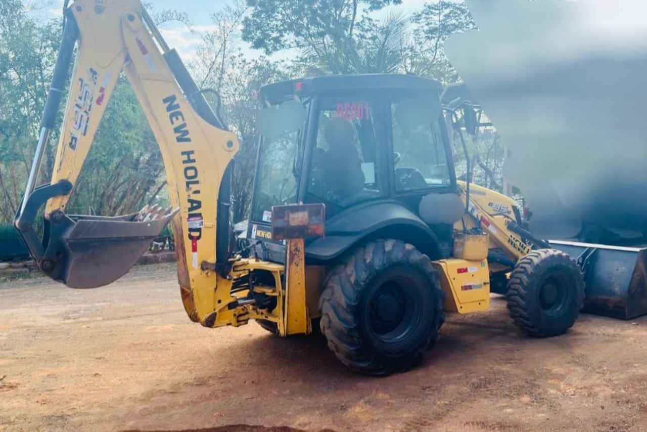 New Holland B95B - 21/21 2