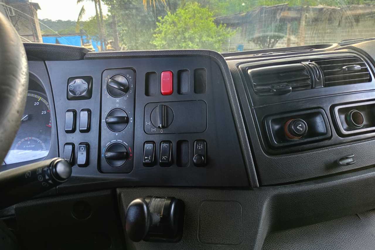 Mercedes Benz MB 4144 - 21/21 8