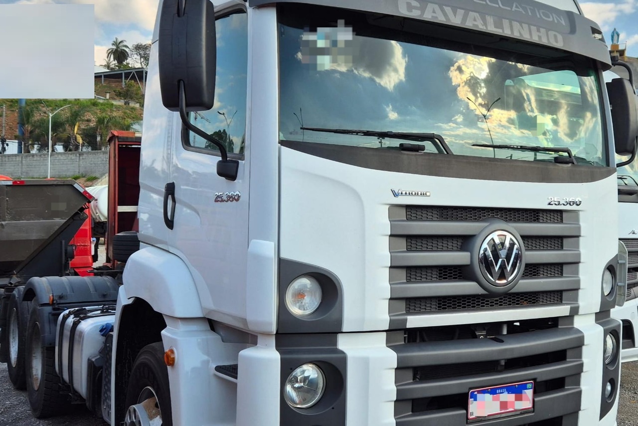Volkswagen 25-360 6x2 Constellation - 21/22 5