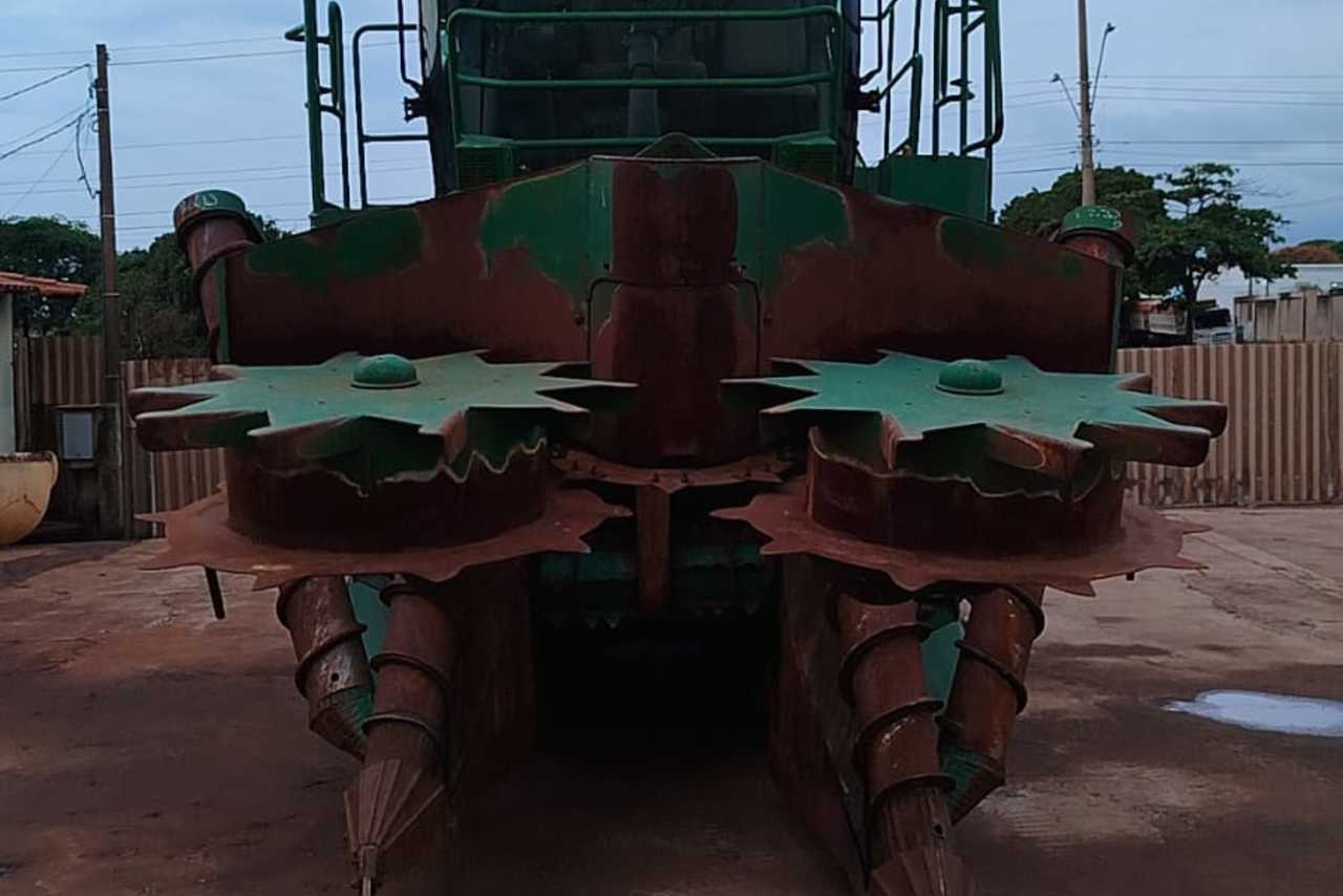 John Deere  CH570 - 18/18 2