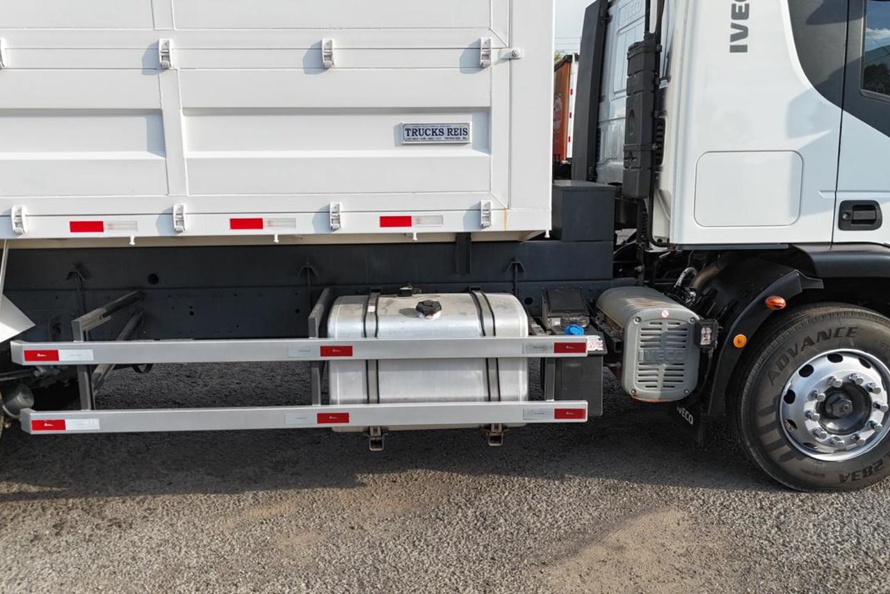 Iveco Tector 240E28 - 13/13 16