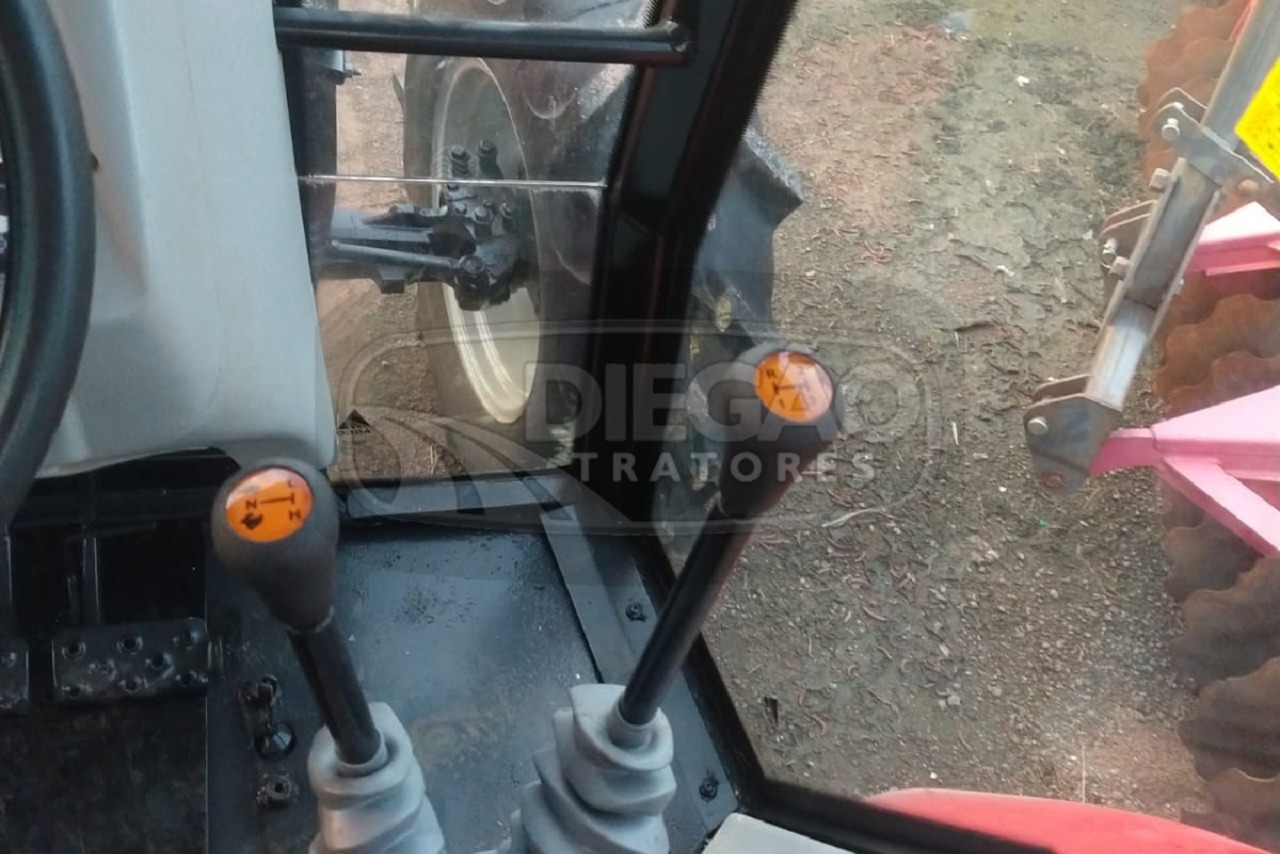Massey Ferguson 4283 - 12/12 5