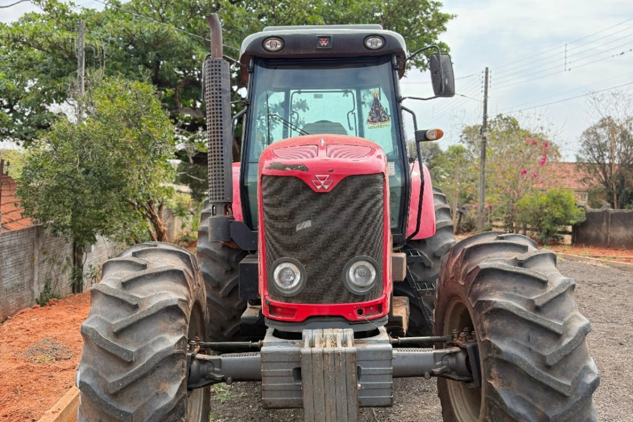 Massey Ferguson 7140 - 14/14 3