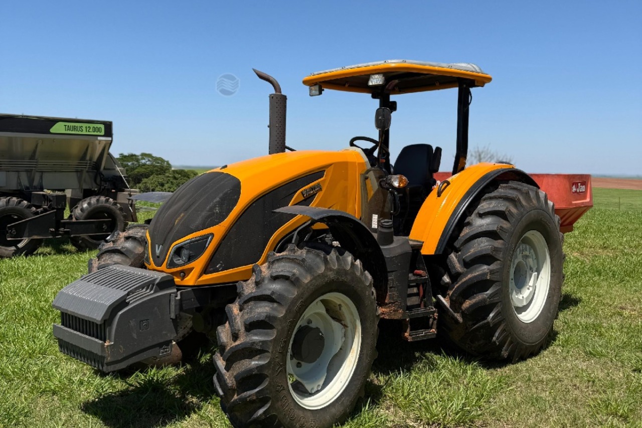 Valtra A124 - 23/23 2