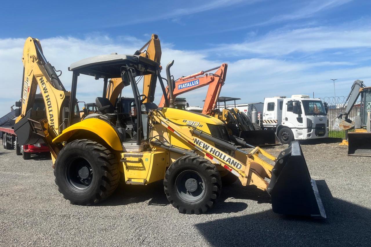 New Holland B90B - 14/14 4