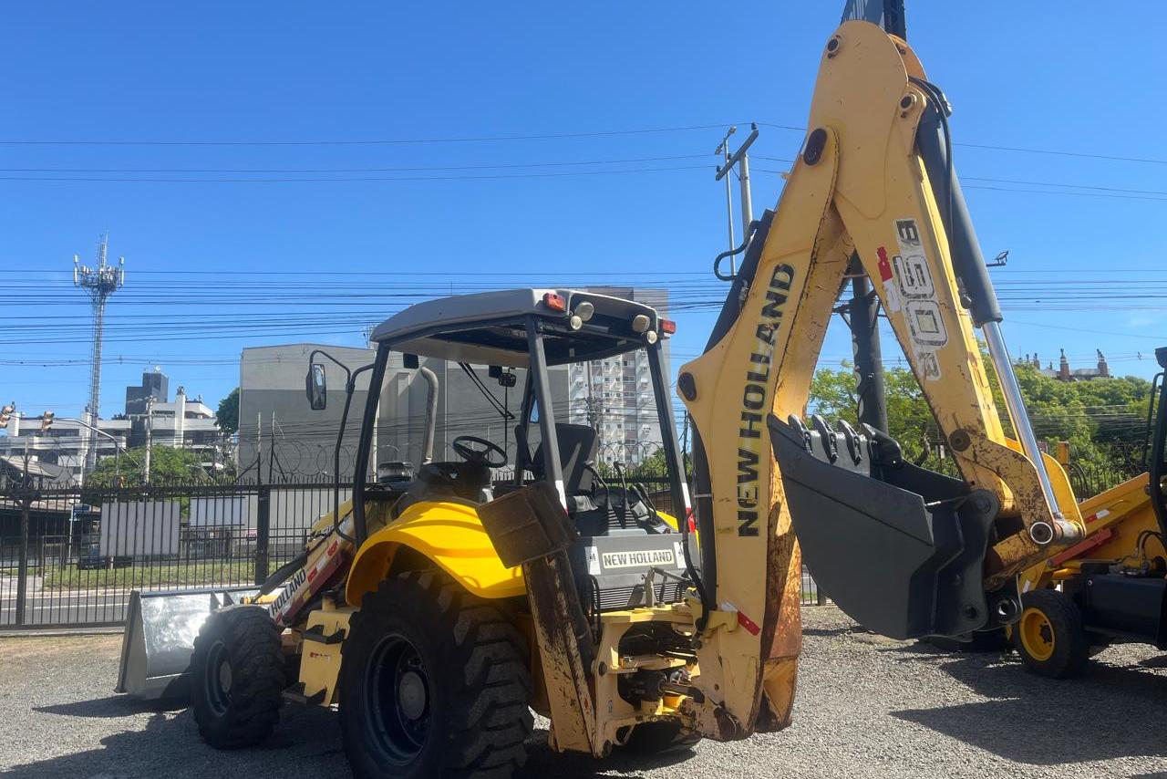New Holland B90B - 14/14 7