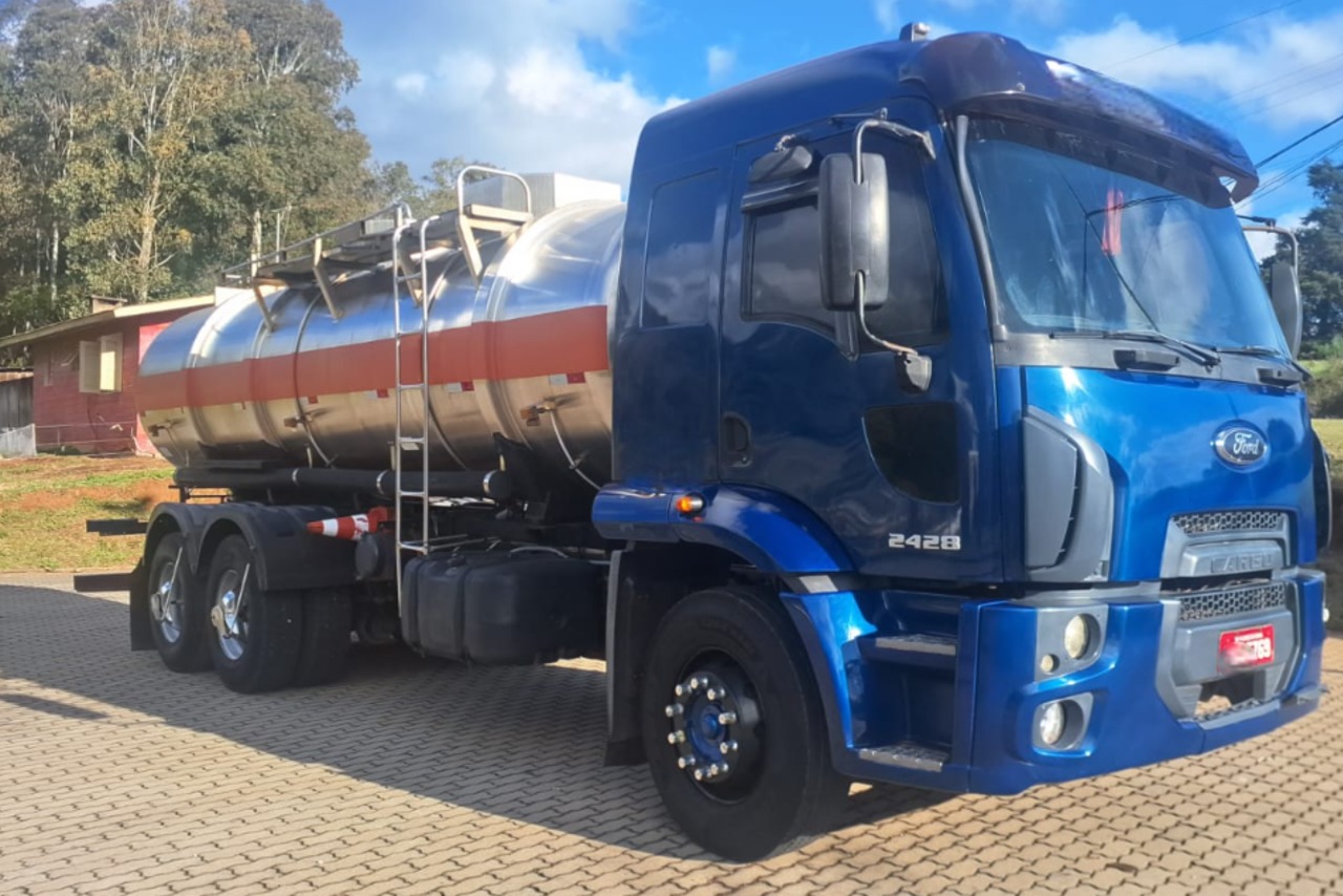 Ford Cargo2428 - 11/12 3