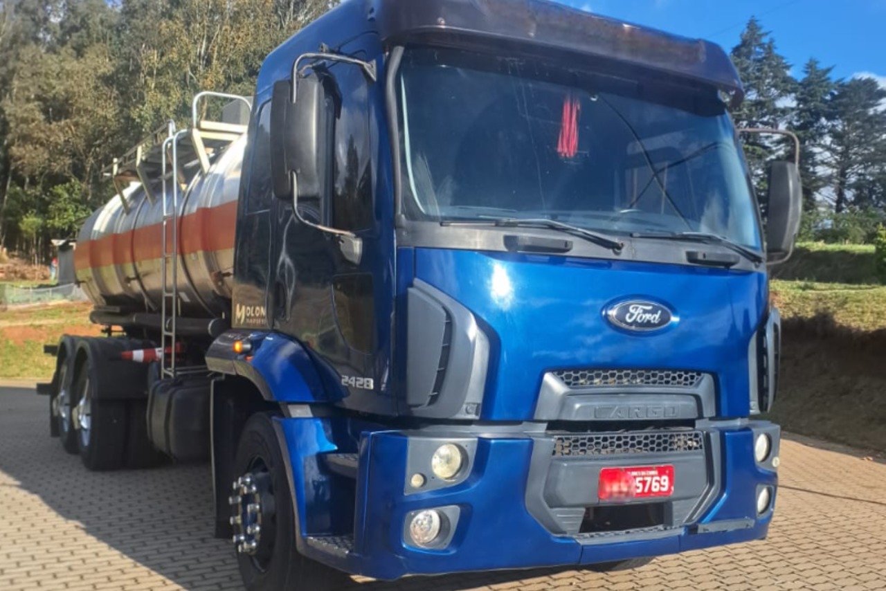 Ford Cargo2428 - 11/12 6