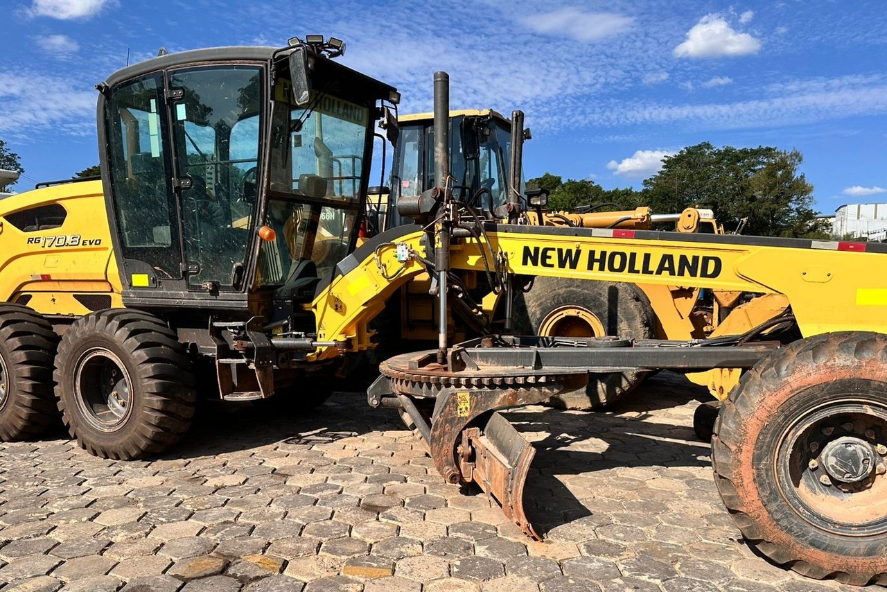 New Holland RG 170B - 23/23 7