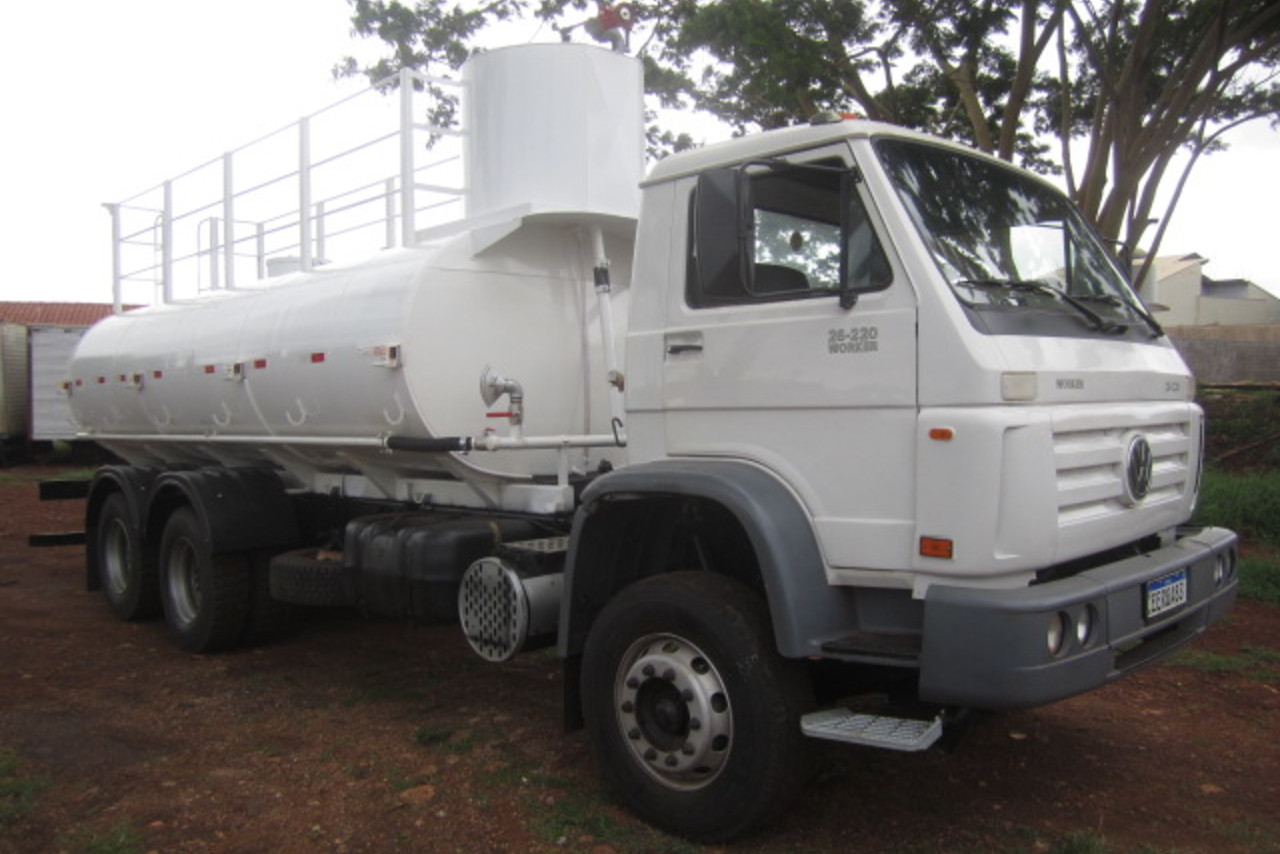 Volkswagen 26 220 - 09/09 4