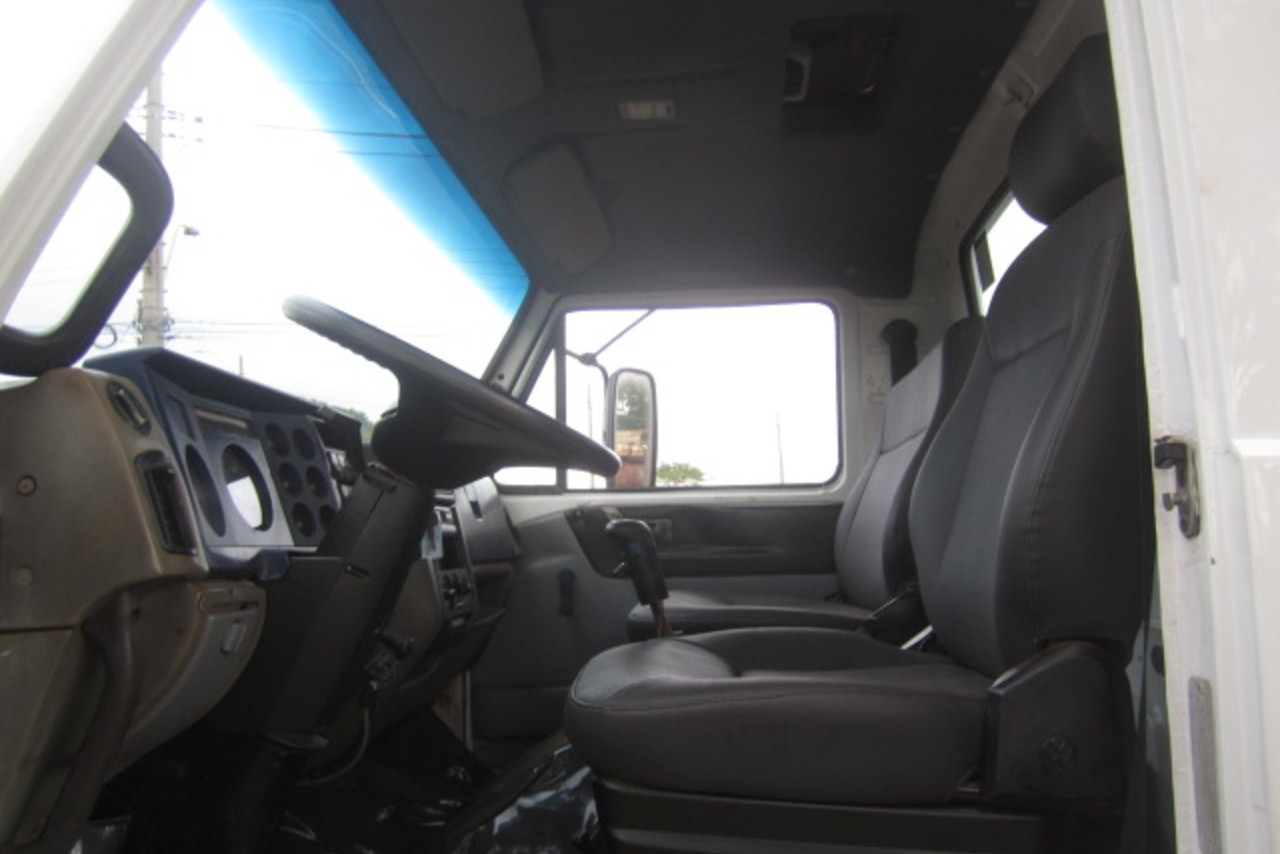 Volkswagen 26 220 - 09/09 7