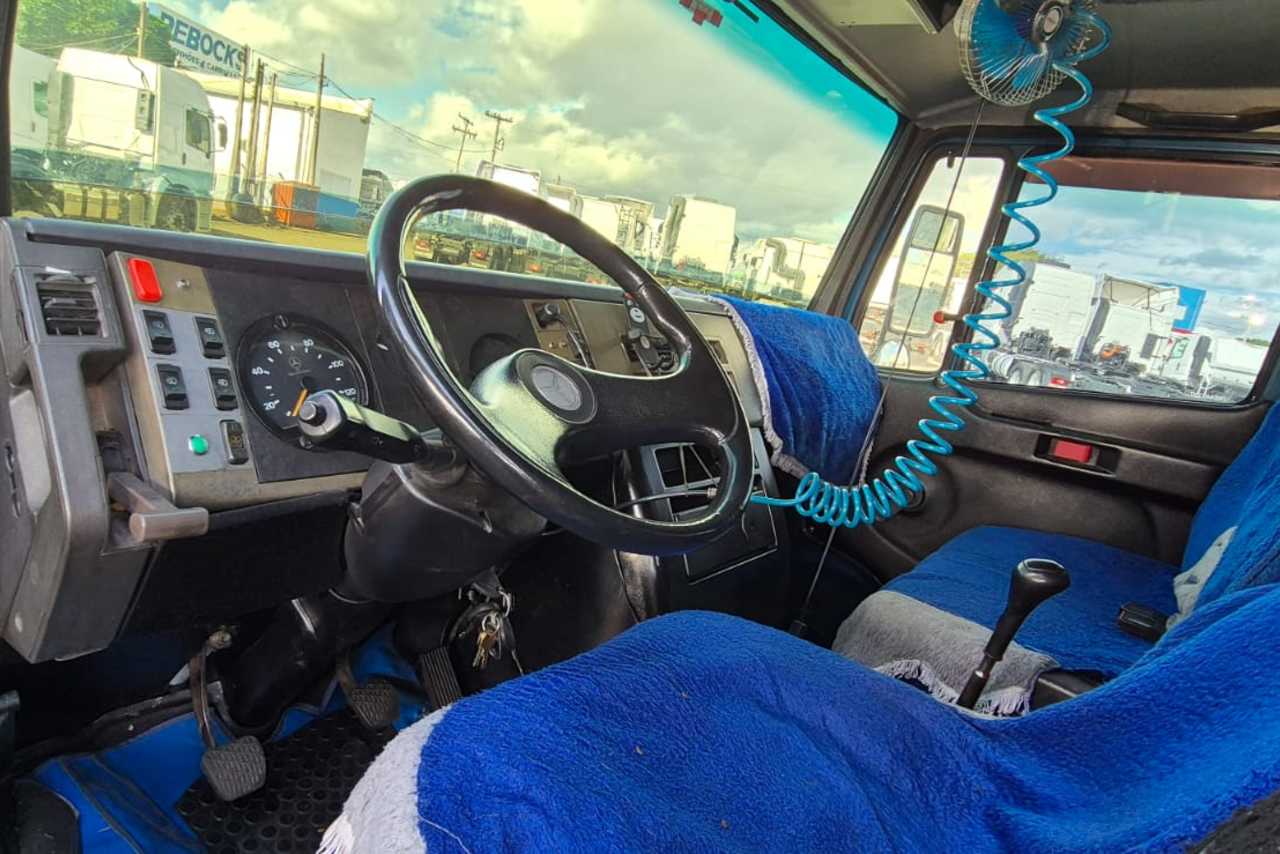 Mercedes Benz MB 710 - 07/08 15