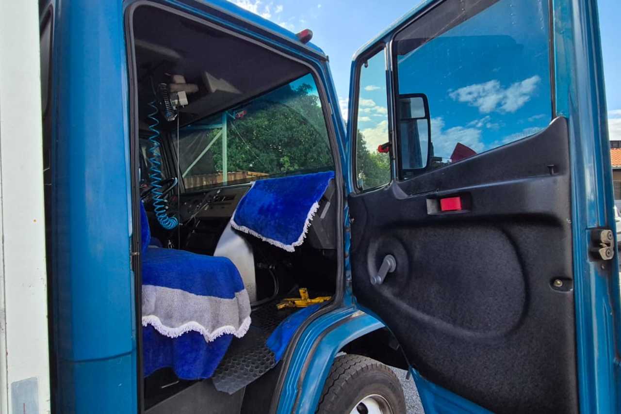 Mercedes Benz MB 710 - 07/08 19