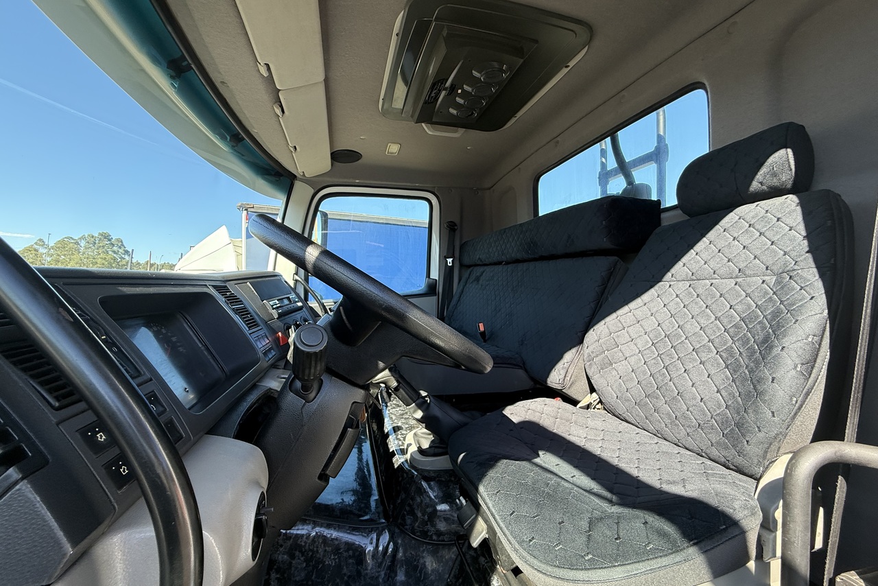 Volkswagen 31 370 - 08/09 10