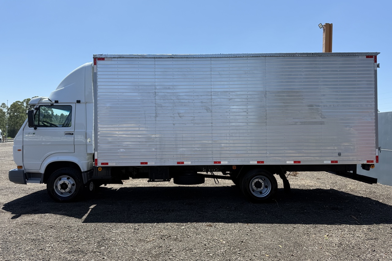 Volkswagen VW 9150 - 08/09 6