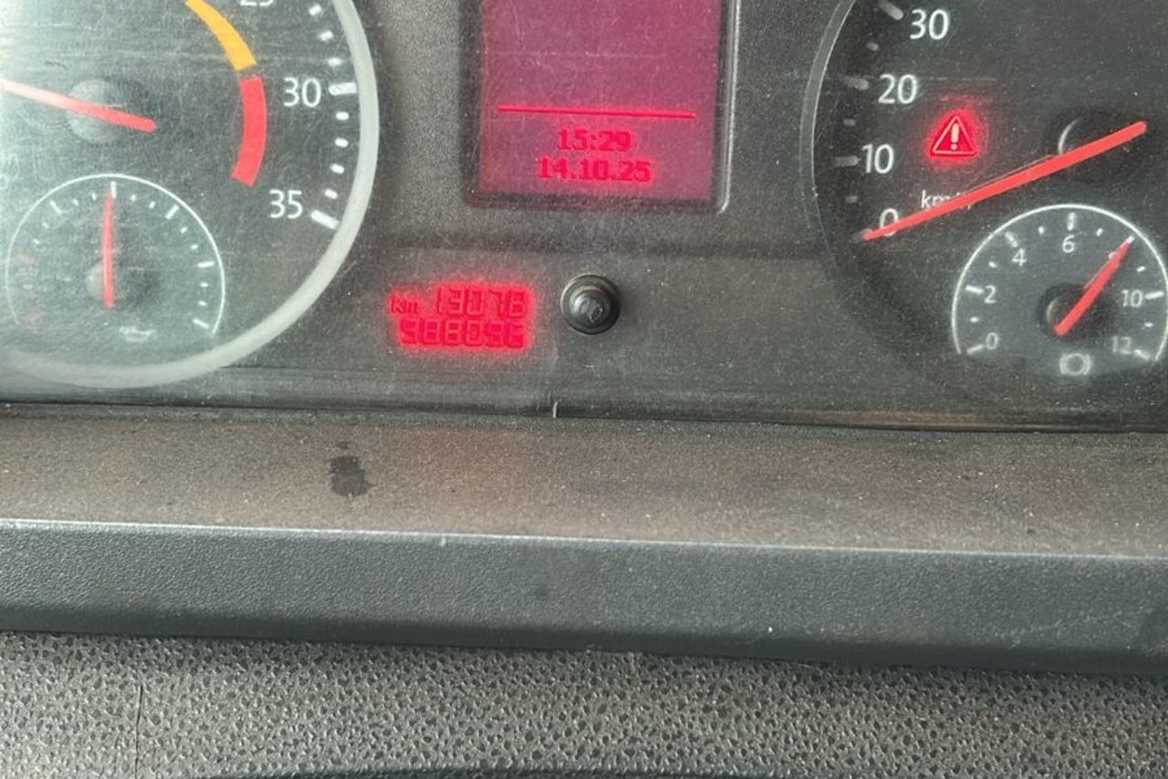 Volkswagen 24-280 E Constellation 8x2 - 12/12 12