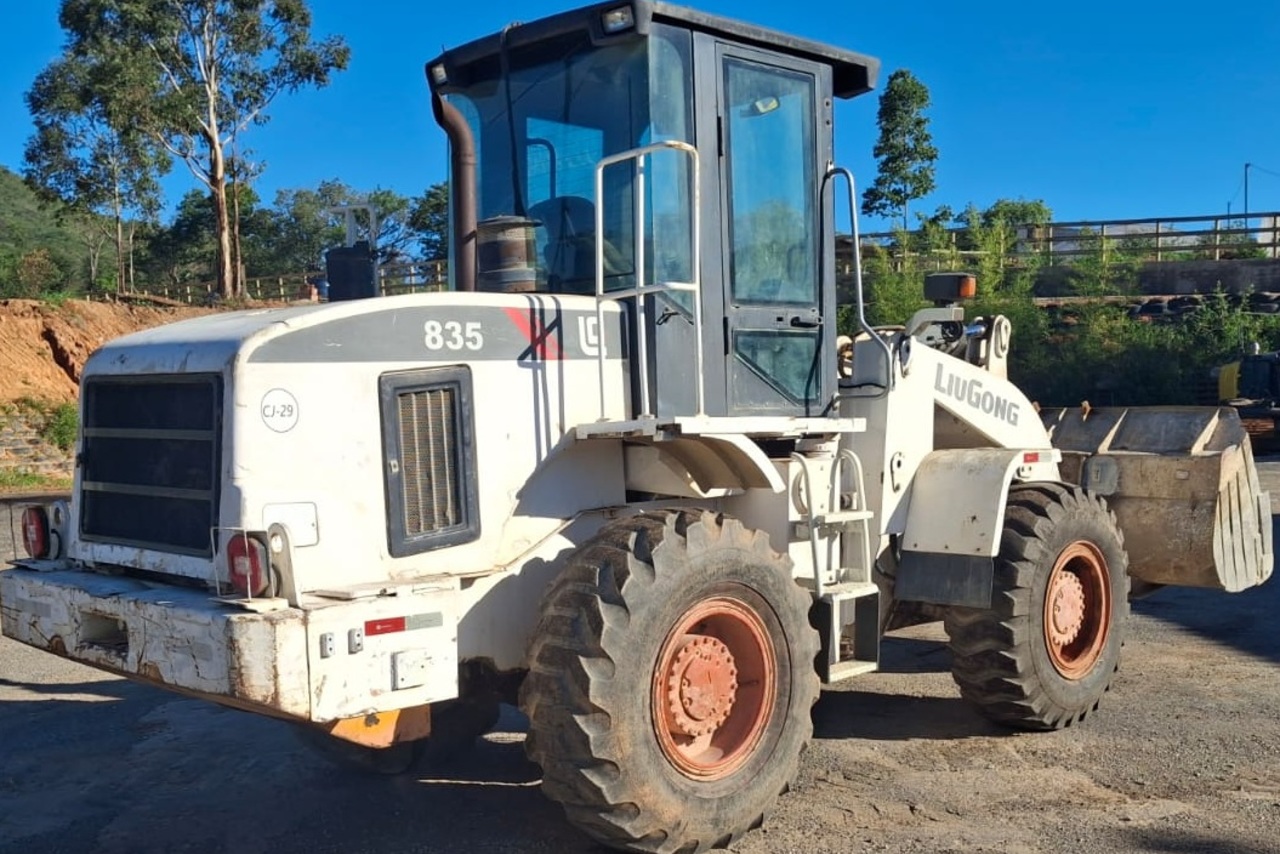 Liugong  835 - 14/14 2