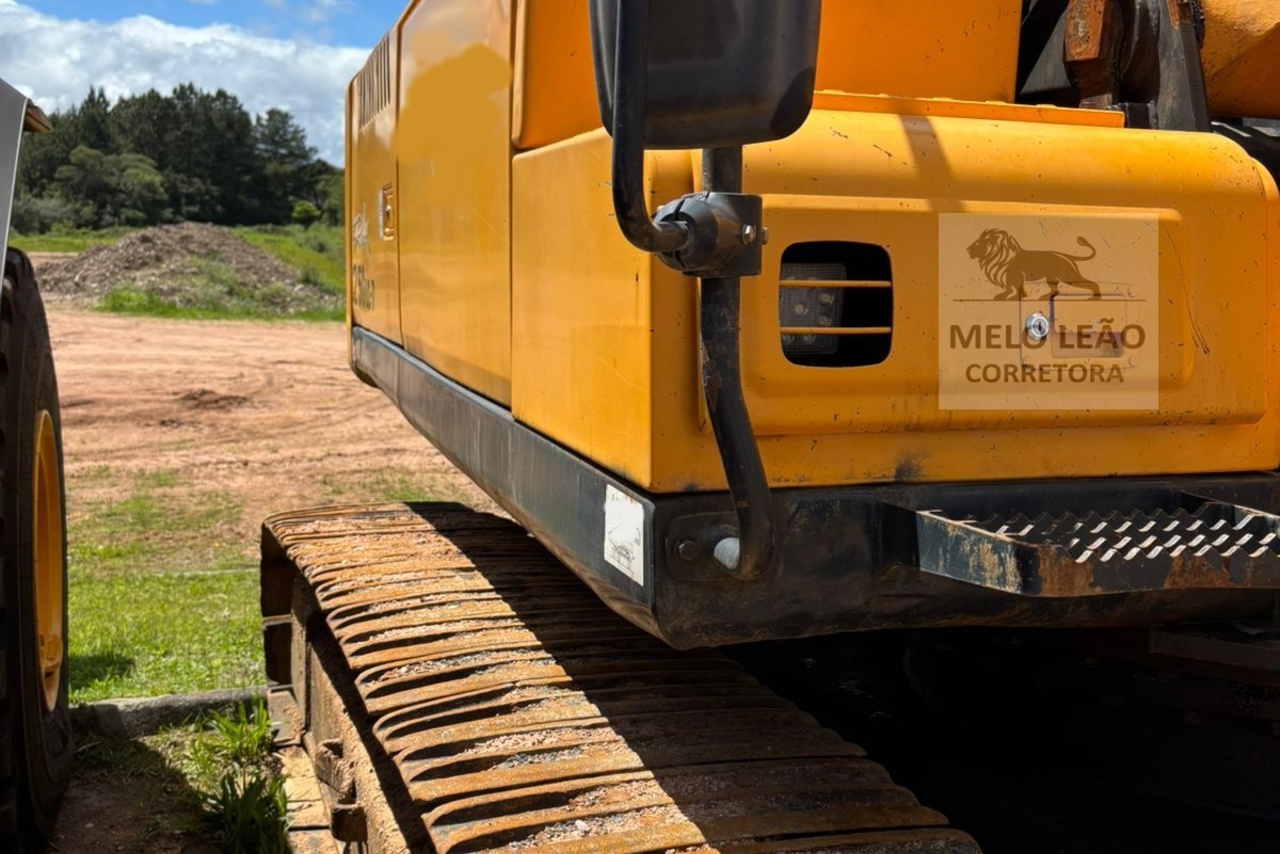 Hyundai R250 - 10/10 2