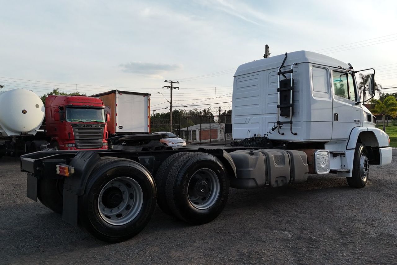 Mercedes Benz MB 1635 - 17/18 8