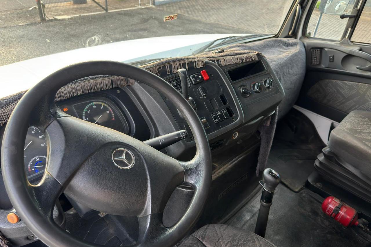 Mercedes Benz MB 1635 - 17/18 11
