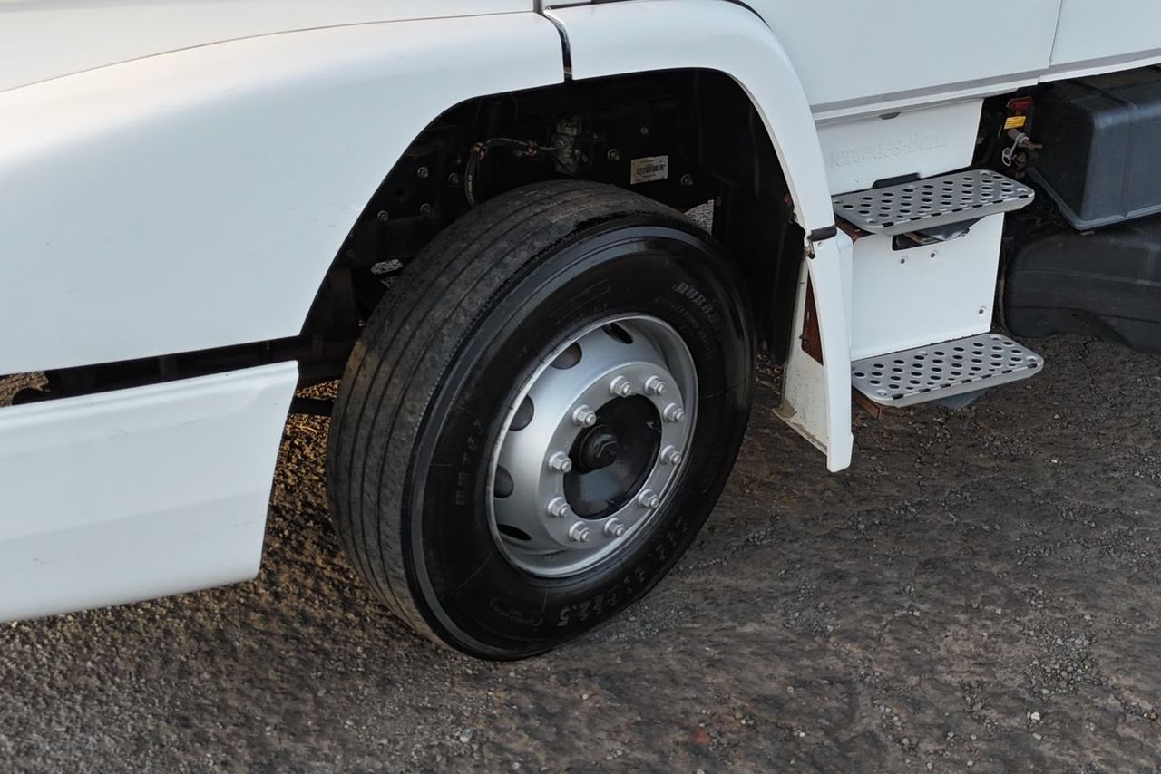 Mercedes Benz MB 1635 - 17/18 20