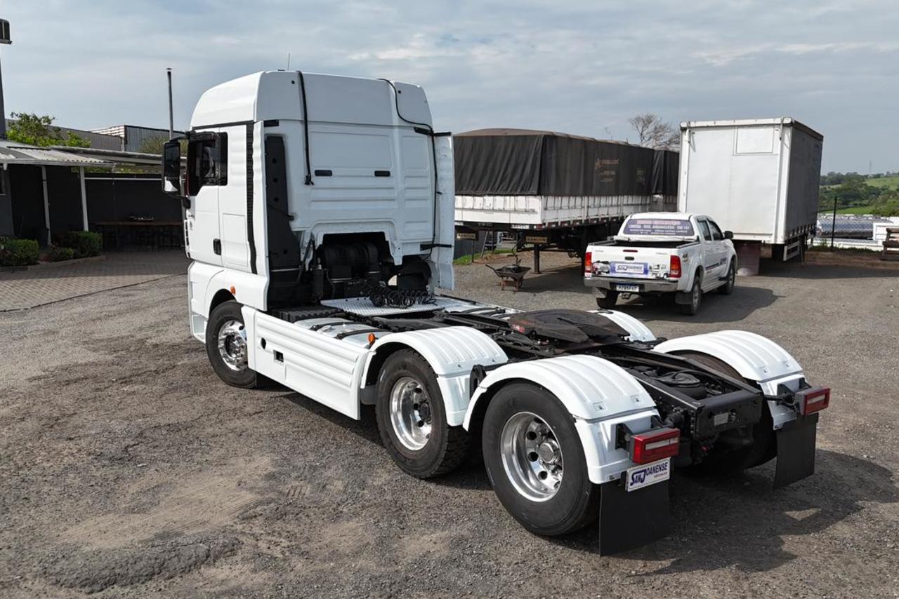 Volkswagen 28-460 6x2 Meteor - 22/23 8