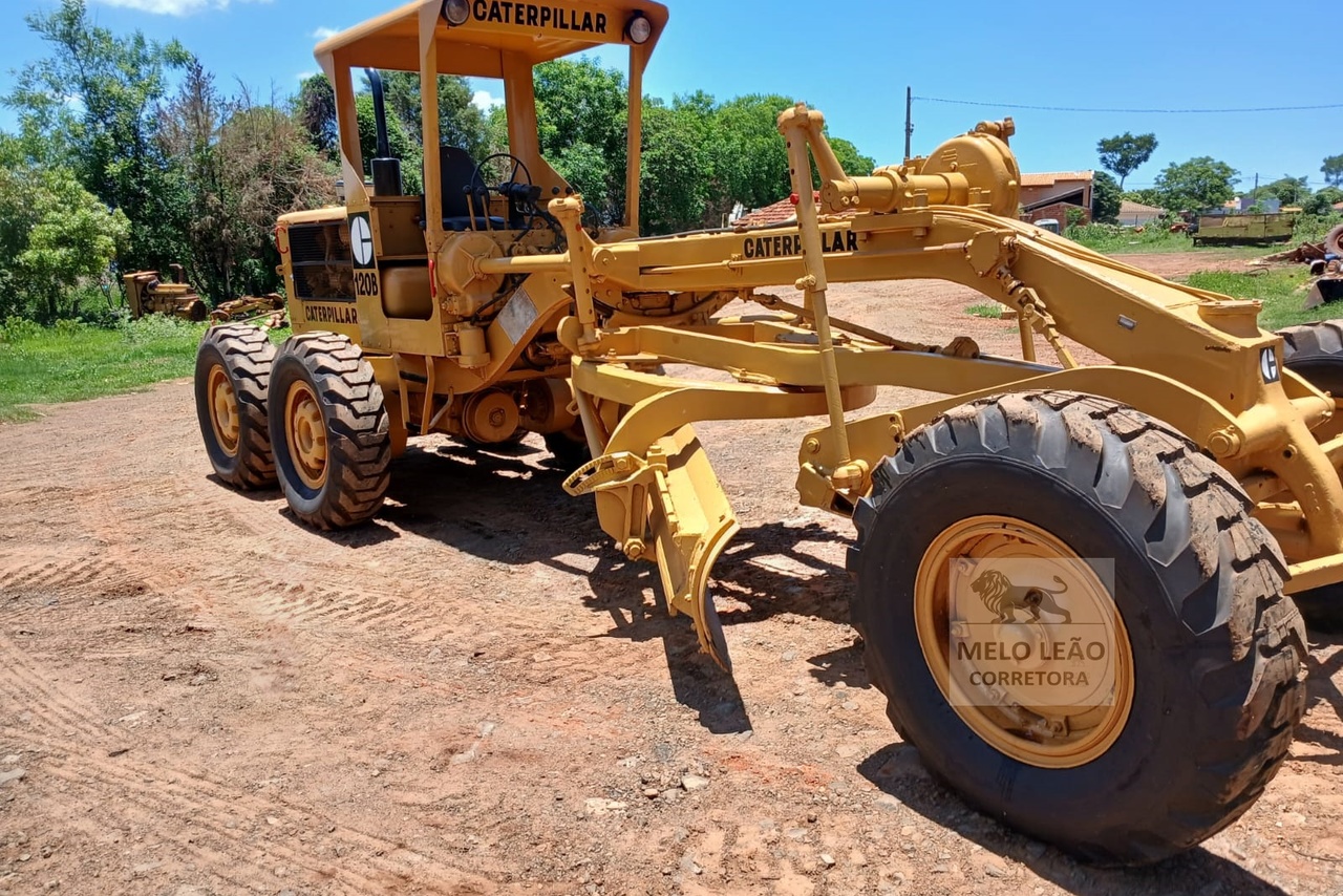 Caterpillar 120B - 78/78 6