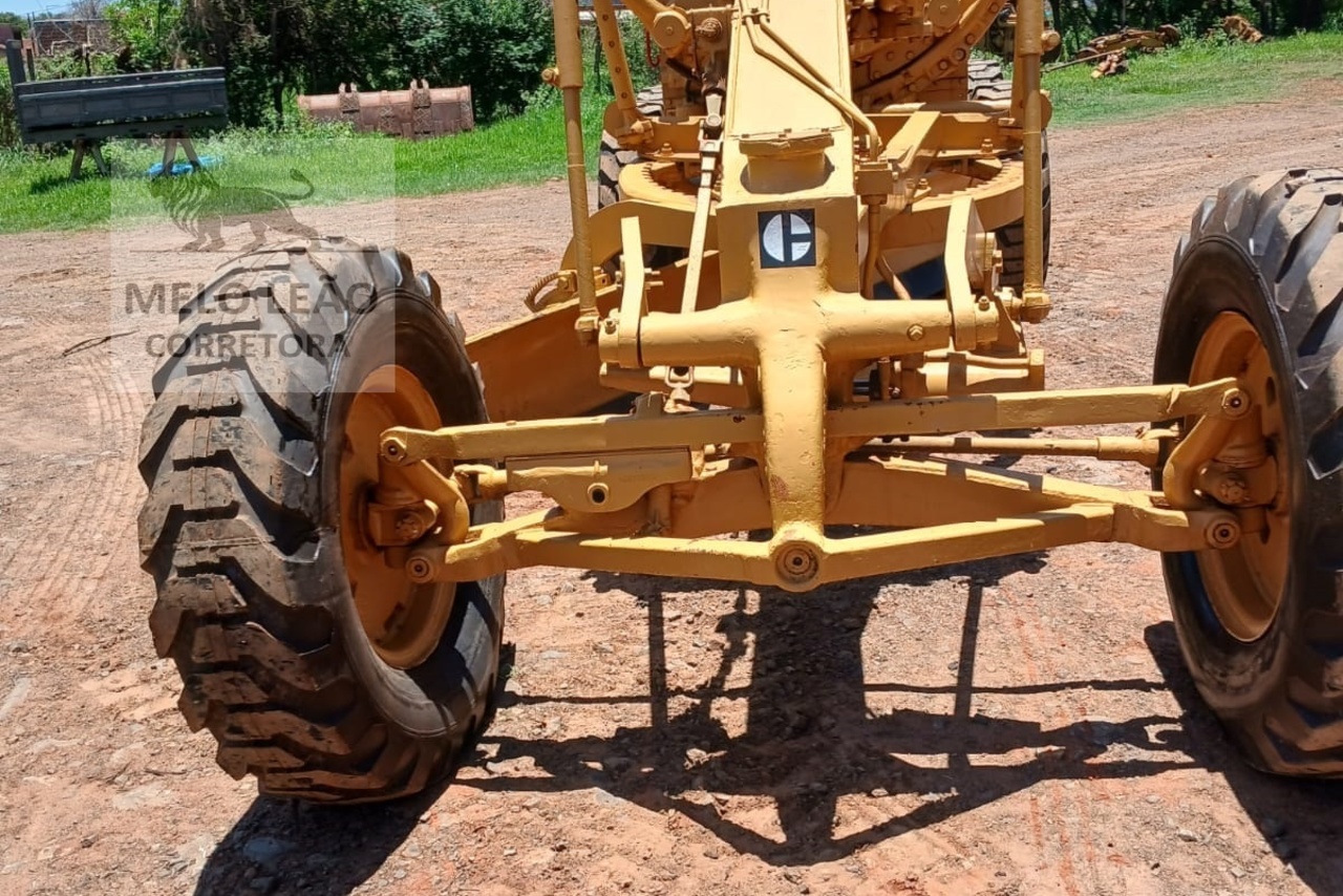Caterpillar 120B - 78/78 8