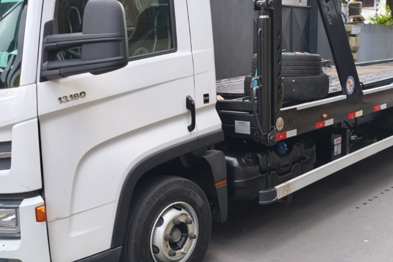 Volkswagen 13-180 Delivery 6x2 (E6) - 24/25 6