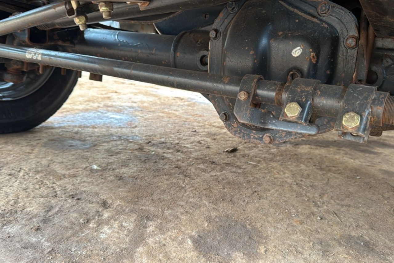 Ford F4000 - 15/16 6