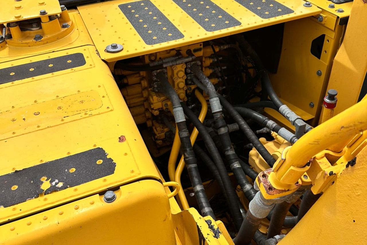 Komatsu PC210 - 21/21 7