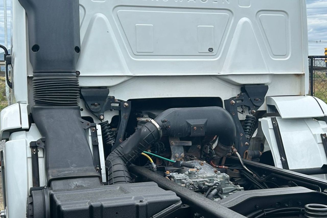 Volkswagen 24-280 E Constellation 6x2 - 16/17 9