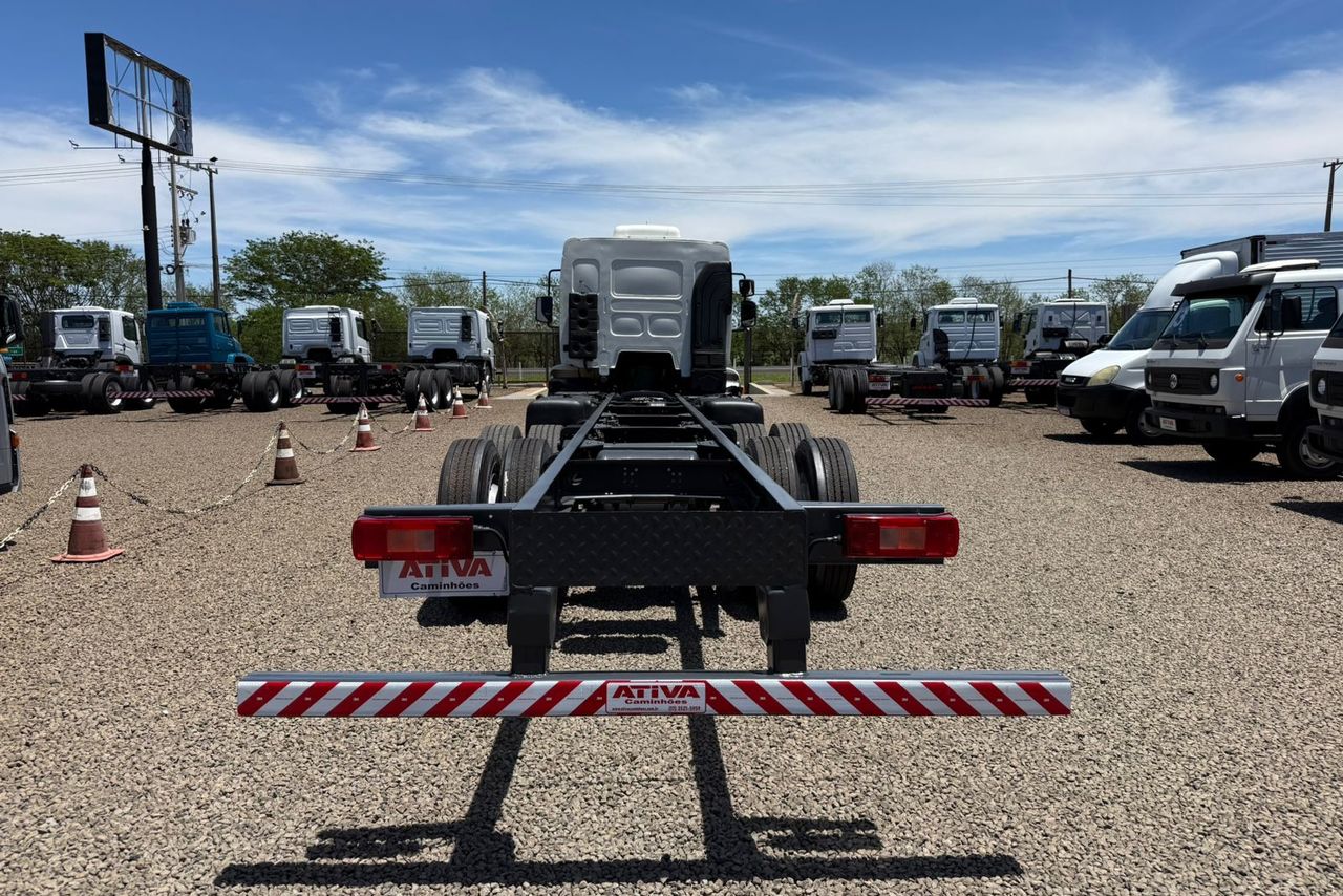 Volvo VM 270 - 13/13 5