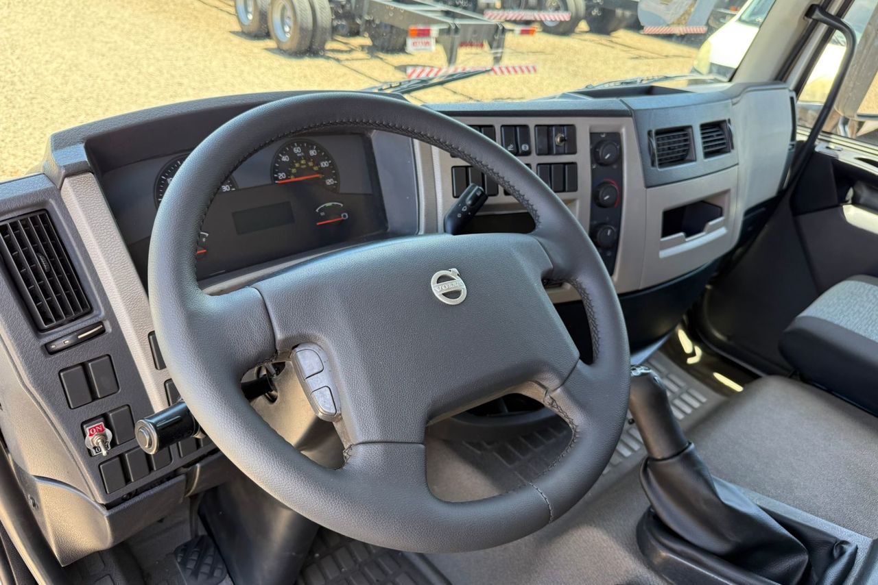 Volvo VM 270 - 13/13 9
