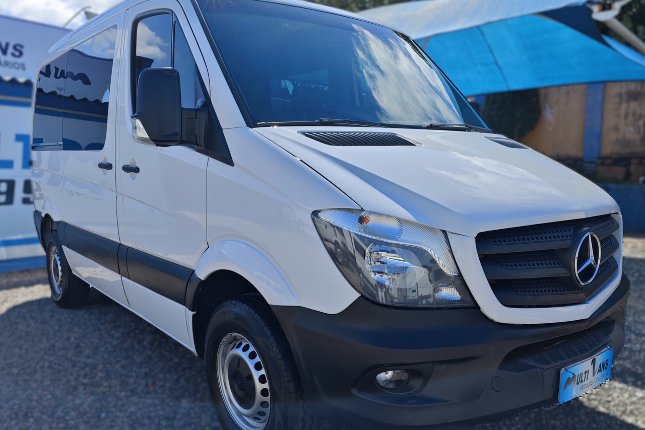 Mercedes Benz Sprinter Executiva 415 - 18/19 1