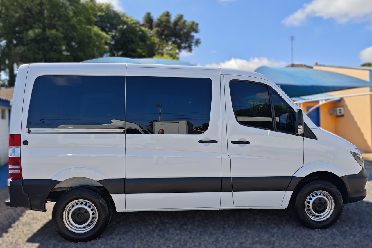 Mercedes Benz Sprinter Executiva 415 - 18/19 9
