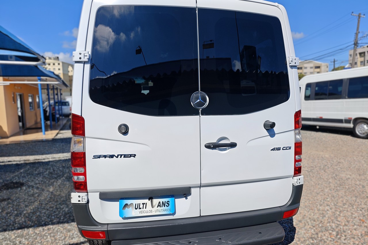 Mercedes Benz Sprinter Executiva 415 - 18/19 10