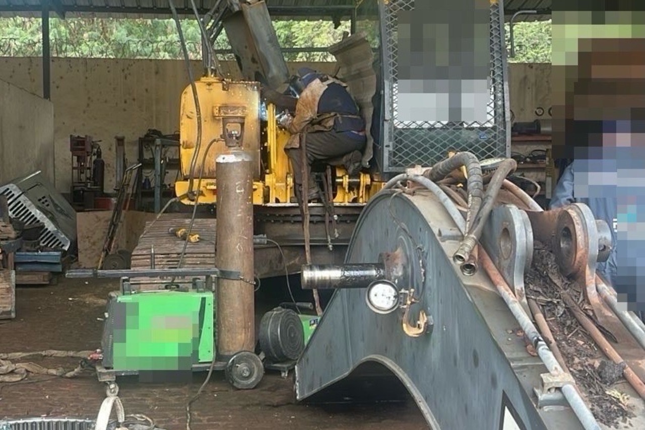 John Deere 210G LC - 17/17 3