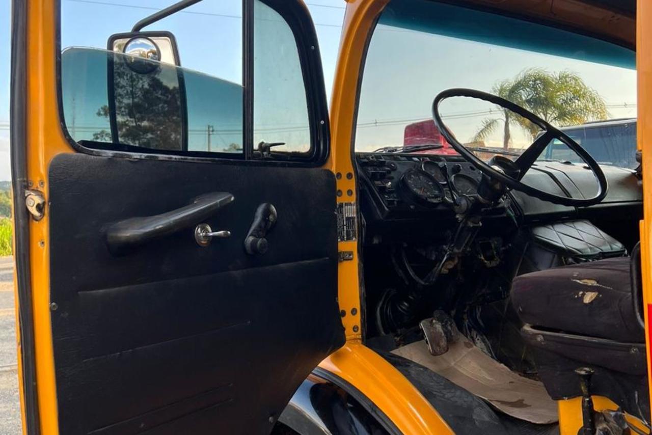Mercedes Benz MB 2219 - 86/86 3