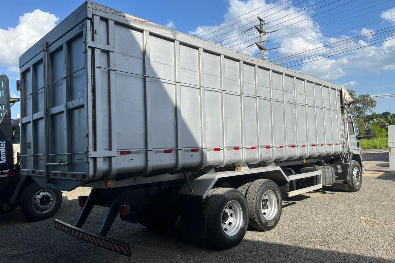 Ford Cargo2422 - 08/08 3