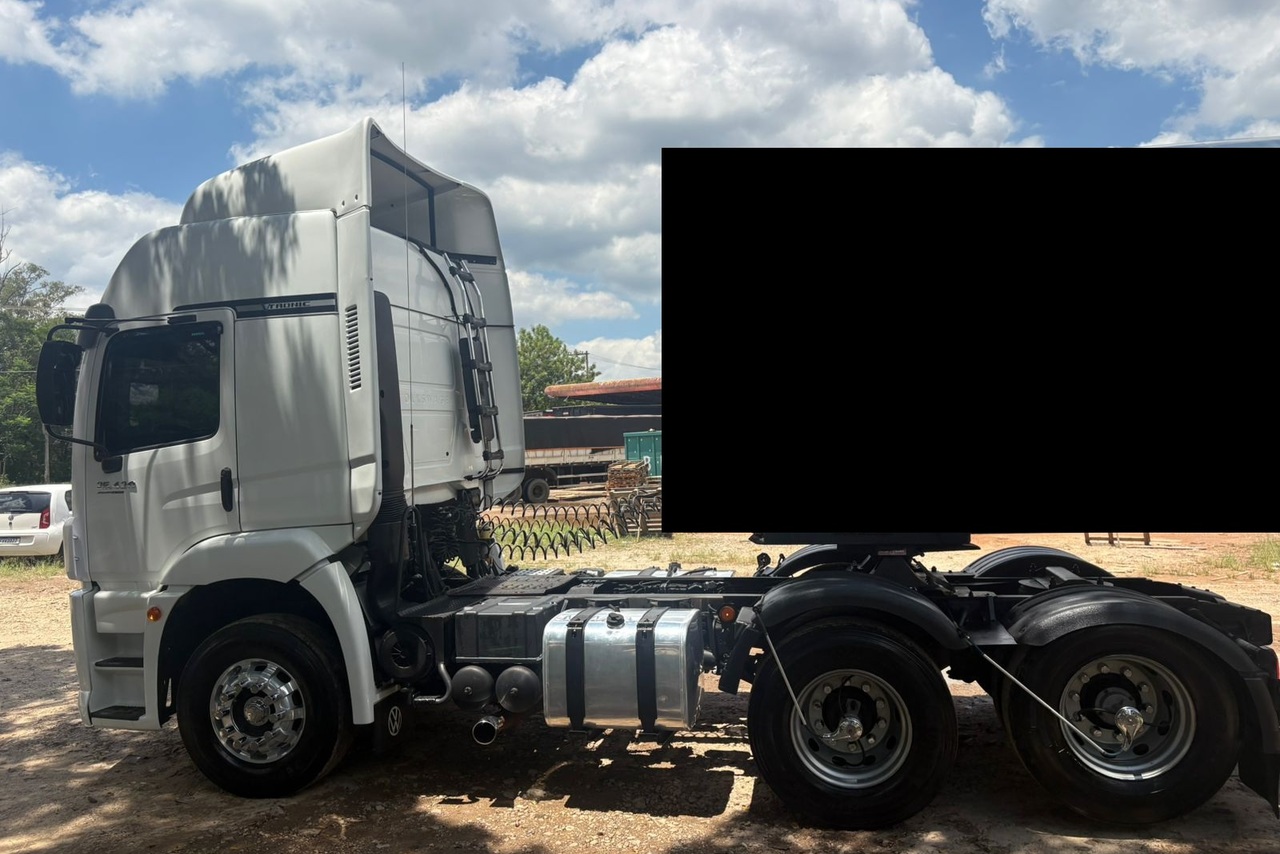 Volkswagen VW 25420 Constellation 6x2 - 14/14 3