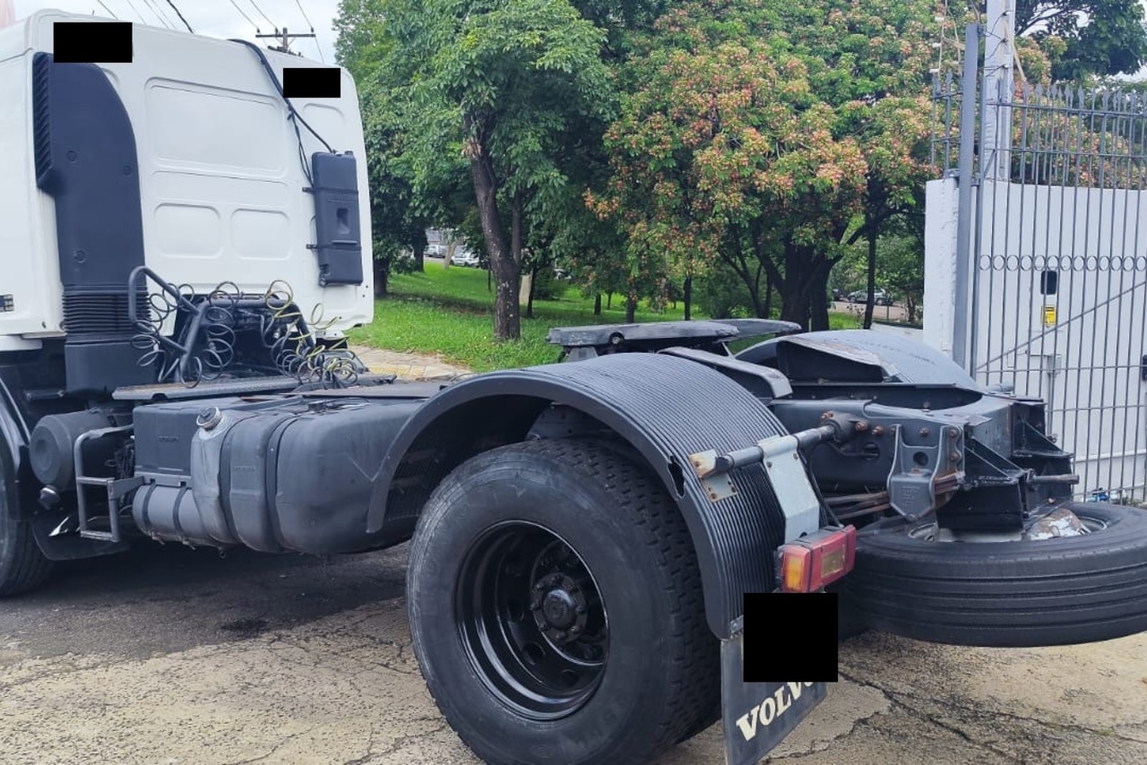 Volvo VM310 - 08/08 4