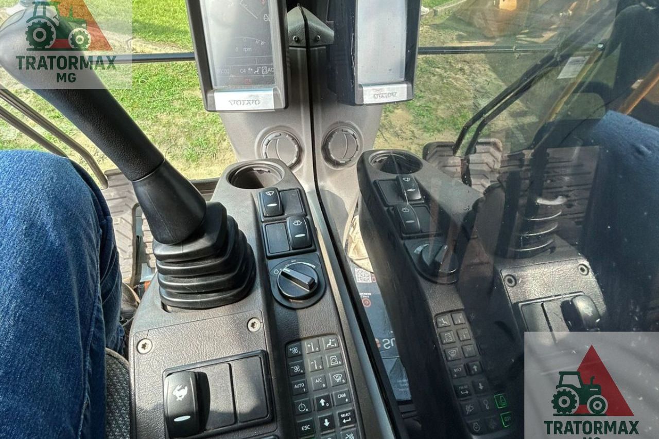Volvo EC220 -  14