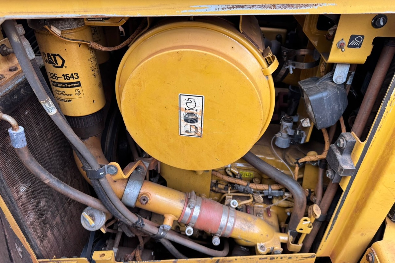 Caterpillar D6T - 20/20 7