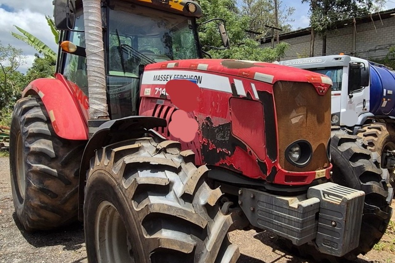 Massey Ferguson 7140 - 14/14 3